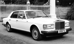 Rolls-Royce Silver Spur.jpg