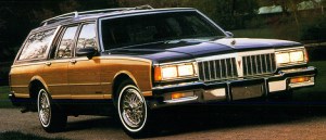 1988 Pontiac Safari.jpg