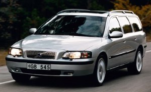2001 Volvo V70.jpg