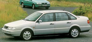 1993 Volkswagen Passat.jpg