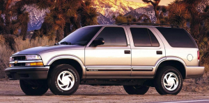 2001 Chevrolet Blazer.jpg