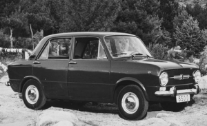 1967 SEAT 850D.jpg