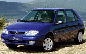 1999 Citroën Saxo 1·4i SX.jpg